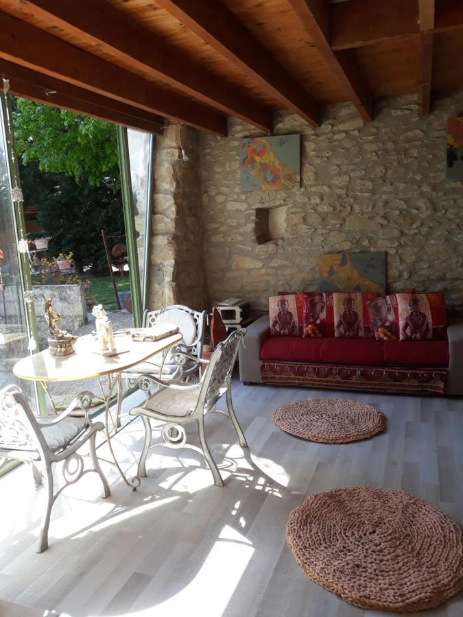 Un Jardin Sur La Colline Apartment Claveyson Exterior photo